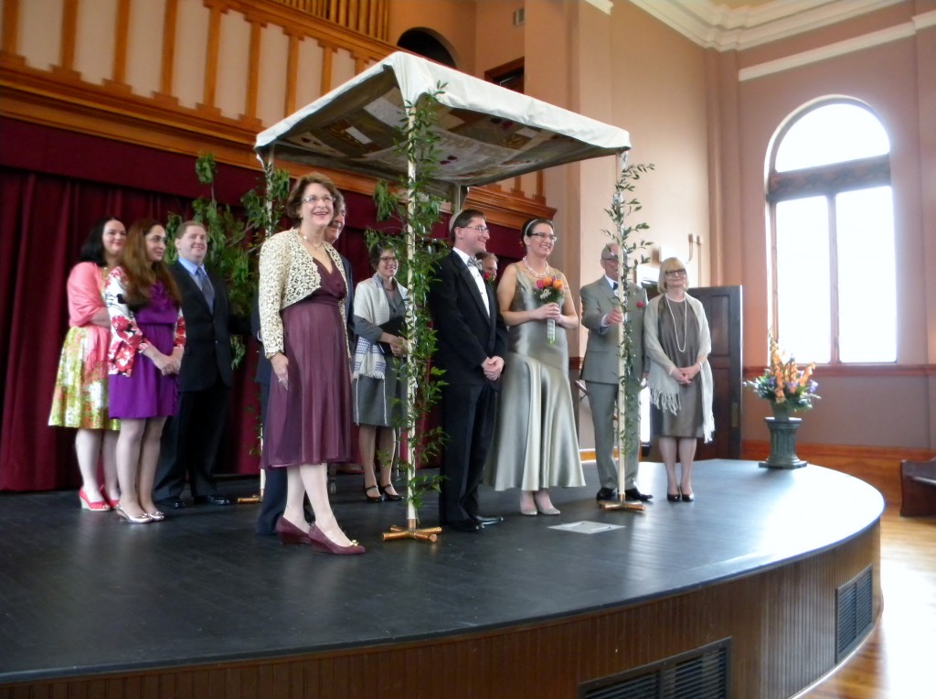 The May 2013 wedding of Doug Friedlander and Anna Skorupa was the first Jewish nuptials in Helena, Ark., since 1989. (Courtesy Doug Friedlander)