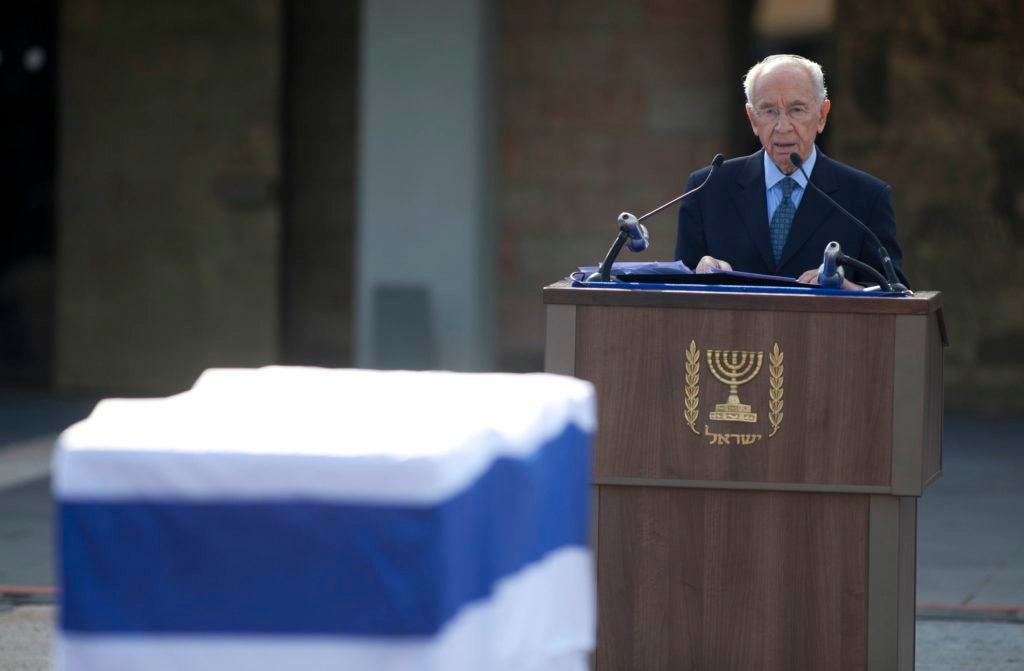 Israeli President Shimon Peres speaking at a state memorial service for former Prime Minister Ariel Sharon, Jan. 13, 2014. (Lior Mizrahi/Getty Images)