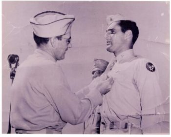 Lt. Harvey Kaufman receives awards from Col. Joseph P. Bailey. (Courtesy 301bg.com)