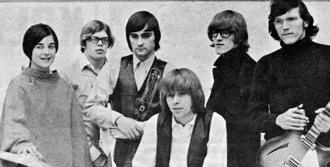 Jorma Kaukonen, far right, was a member of the seminal rock band Jefferson Airplane, shown here in 1966. (Wikimedia Commons)