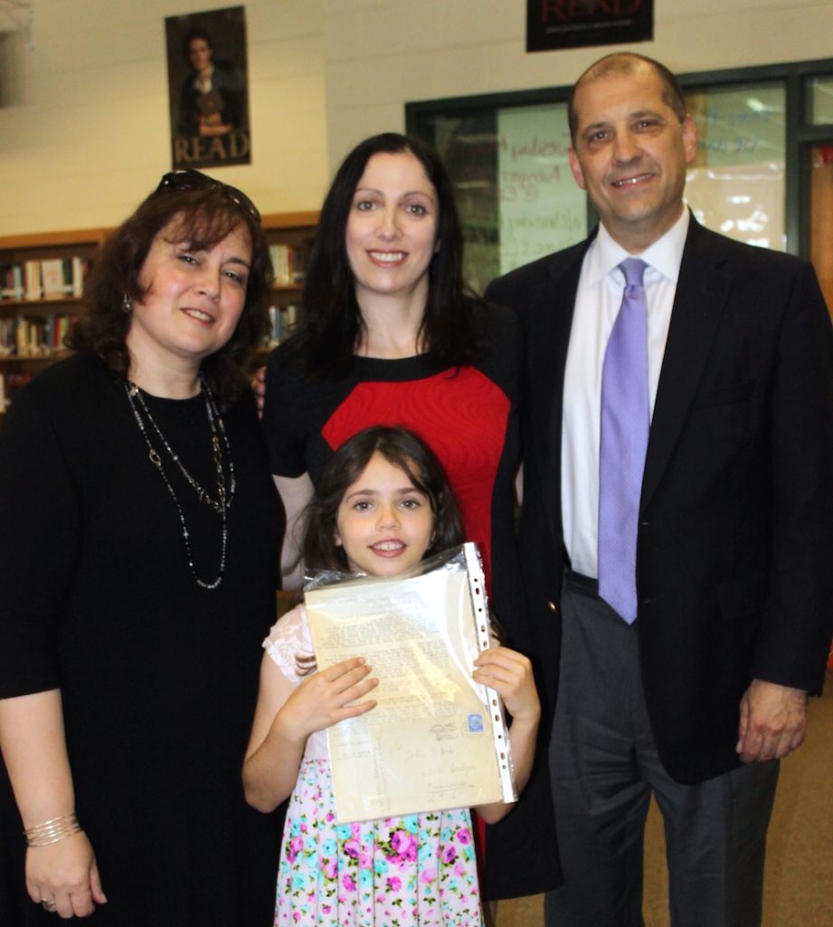 Yad Vashem educator Shani Lourie, left, with Suzanne and Shira Goldberg and Todd Singer, a teacher at East Henderson High School in North Carolina.