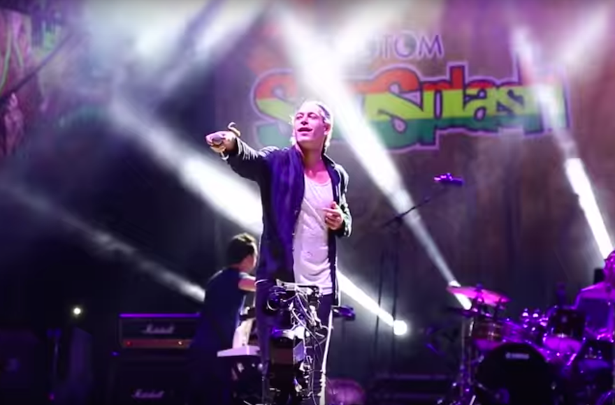 Matisyahu performing at the Rototom Festival in Benicassim, Spain on August 22, 2015. (YouTube)