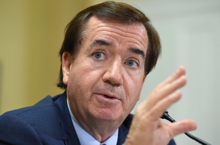 Rep. Ed Royce, chairman of the House Foreign Affairs Committee, speaking on Capitol Hill in Washington, D.C., Sept. 8, 2015. (Molly Riley/AP Images)