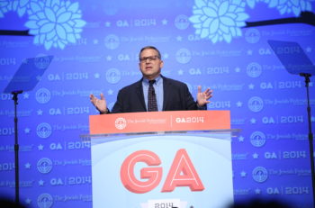 Jerry Silverman, CEO of the Jewish Federations of North America, speaks at the 2014 General Assembly in National Harbor, Maryland. (The Jewish Agency for Israel Flickr)