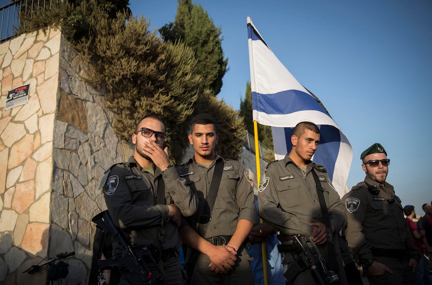 Soldiers attending the funeral of Alon Albert Govberg, who was murdered in a terror attack in Jerusalem, Oct. 14, 2015. (Hadas Parush/Flash90)