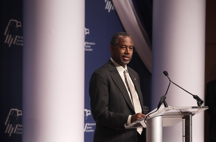 Ben Carson addressing the Republican Jewish Coalition at the Ronald Reagan Building and International Trade Center in Washington, DC, Dec. 3, 2015. (Alex Wong/Getty Images)