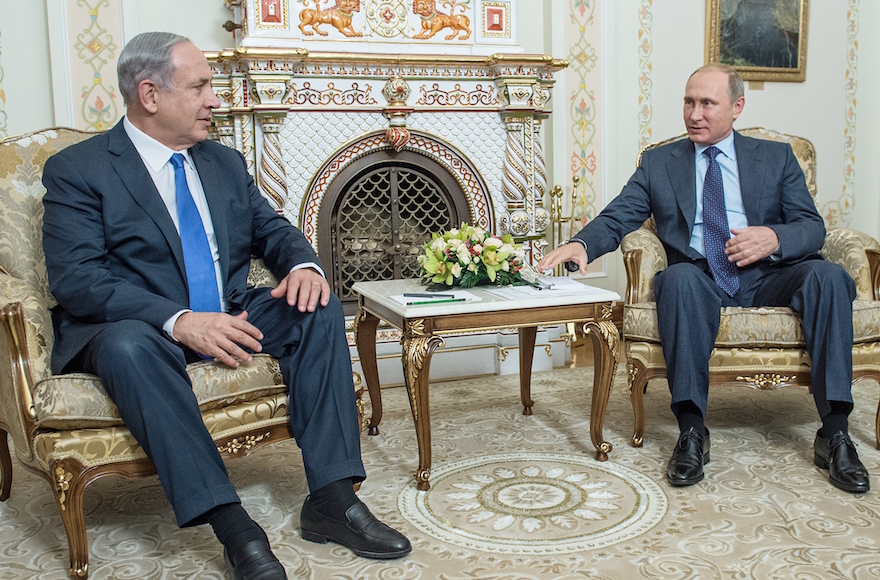 Russian President Vladimir Putin, right, meeting with Israeli Prime Minister Benjamin Netanyahu during their talks in Novo-Ogaryovos State Residence in Moscow, Sept. 21, 2015. (Dmitri Azarov/Kommersant Photo via Getty Images)