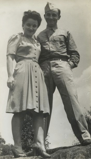 Photographers Leni and Herbert Sonnenfeld in Central Park, New York, in 1942. (Courtesy of Beit Hatfutsot)