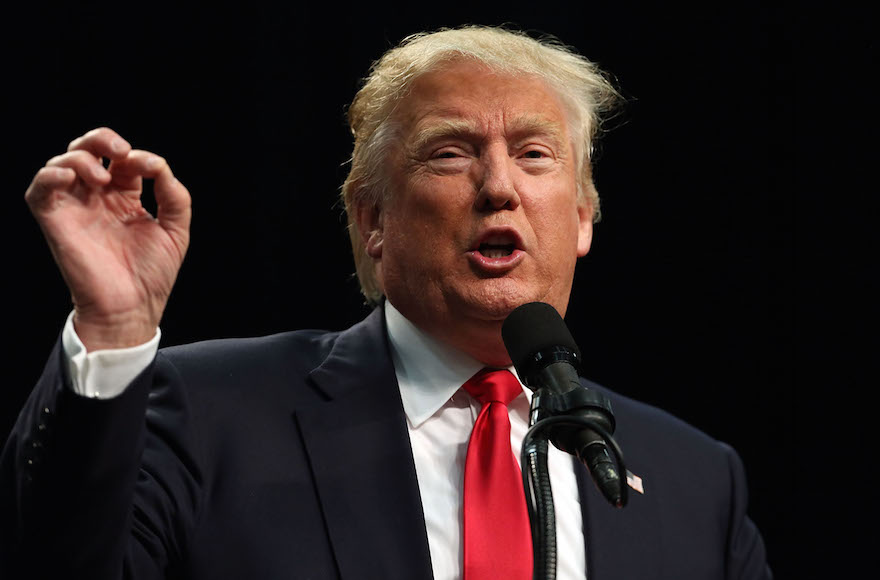 Donald Trump speaks at a rally in San Diego on May 27, 2016 in San Diego, May 27, 2016. (Spencer Platt/Getty Images)