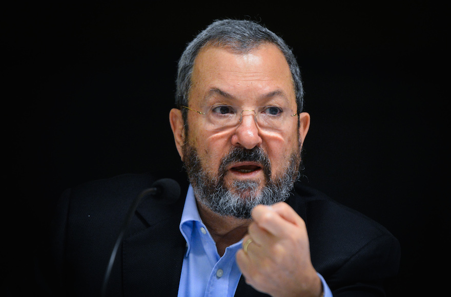 Ehud Barak speaking during a launch event for the Reporty App in Tel Aviv, March 16, 2016. (Flash90)