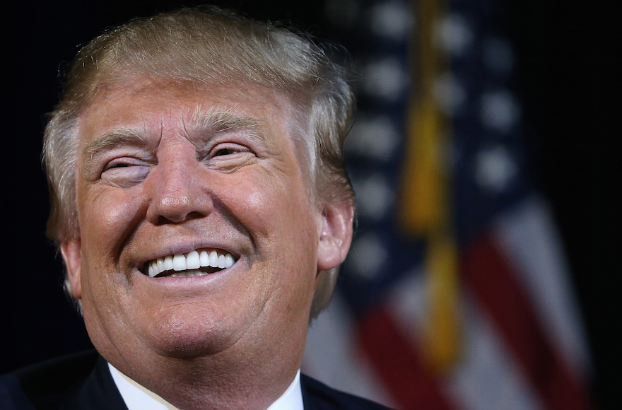 Donald Trump speaking to voters in Bluffton, South Carolina, Feb. 17, 2016. (Win McNamee/Getty Images)