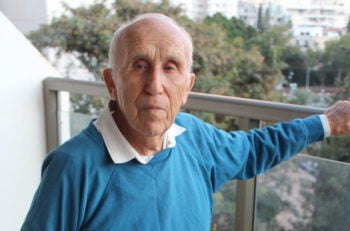 Morchechai Eldar said newly found fellow survivors of an Auschwitz selection in 1944 are “like my family.” (Hillel Kuttler)