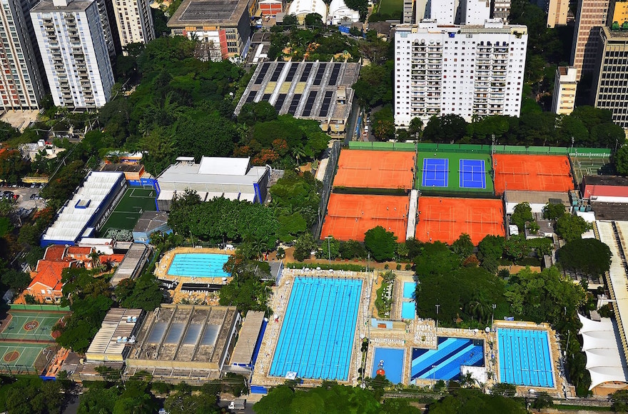 An aerial view of Sao Paulo's huge Hebraica club, the main meeting place for the city's Jewish community. (Courtesy of Hebraica)