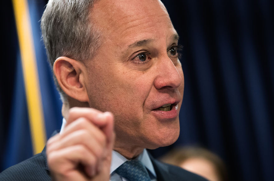 New York Attorney General Eric Schneiderman speaking during a press conference at the office of the New York Attorney General in New York City, Sept. 13, 2016. (Drew Angerer/Getty Images)