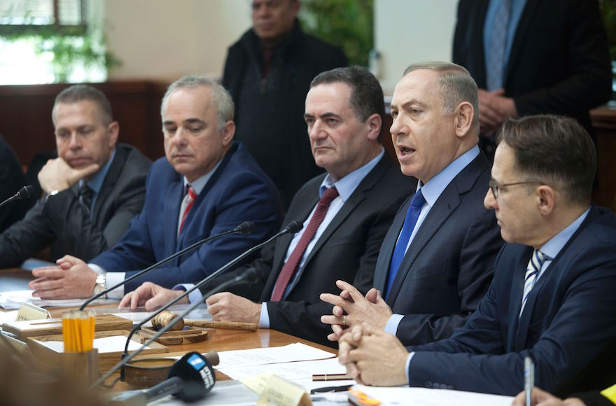 Israeli Prime Minister Benjamin Netanyahu chairing the weekly Cabinet meeting in Jerusalem, Dec. 25, 2016. (Dan Balilty/AFP/Getty Images)