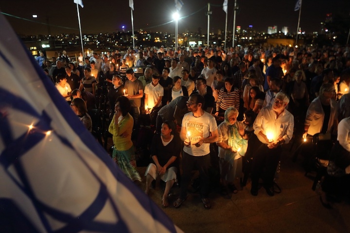The eve of Israel's Memorial Day, Yom Hazikaron, is observed at a memorial ceremony in the heavily haredi Orthodox city of Bnei Brak on May 4, 2014. (Yaakov Naumi/Flash90)