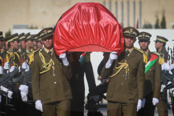 Palestinian security members carry the coffin of senior Palestinian official Ziad Abu Ein during his funeral in Ramallah, Dec. 11, 2014. (STR/Flash90)