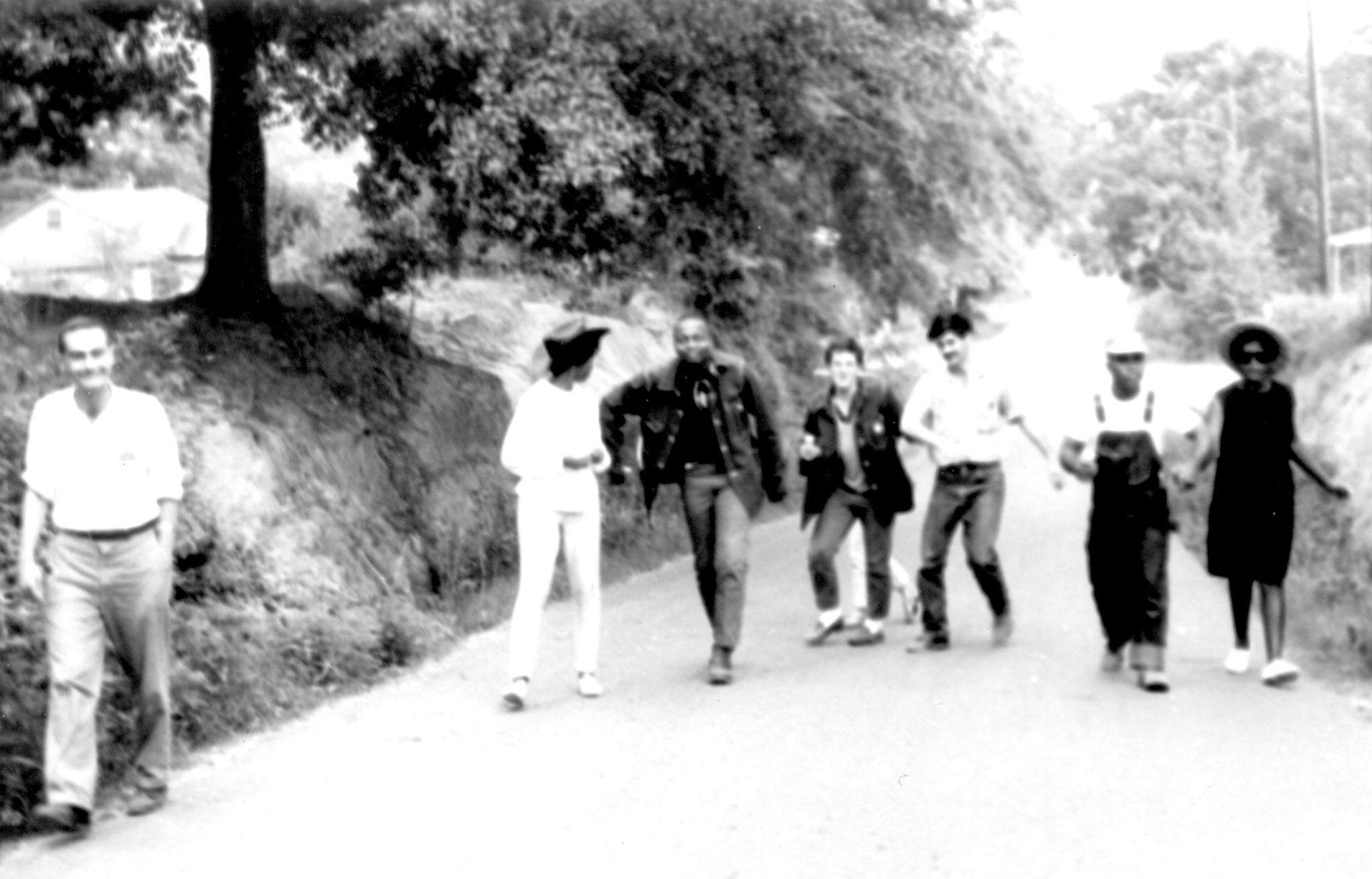 David Sookne, front left, and Bruce Hartford, third from right, in Alabama during a voter registration drive in 1965. (Courtesy of Bruce Hartford)