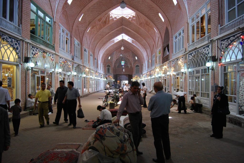 A carpet bazaar in the Iranian city of Tabriz. (Wikimedia Commons) 