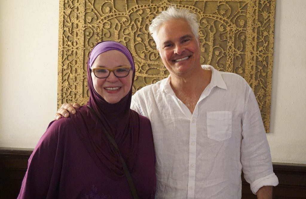 Craig Taubman and SOMEONE at the Pico Union Project in Los Angeles. (Anthony Weiss)