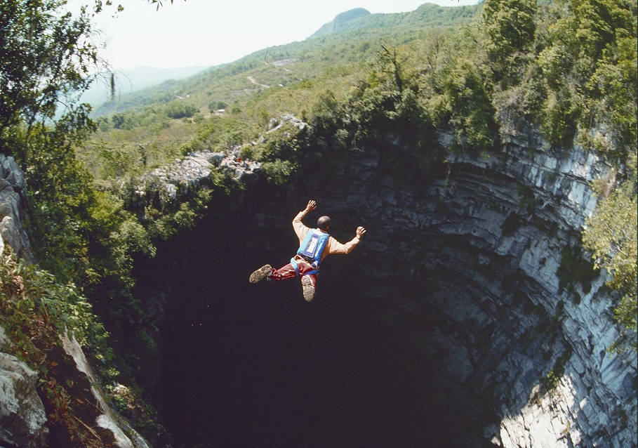 Omer Mei-Dan jumps into the Cave of Swallows, a 1,200-foot-deep site in Mexico. (Courtesy Omer Mei-Dan)