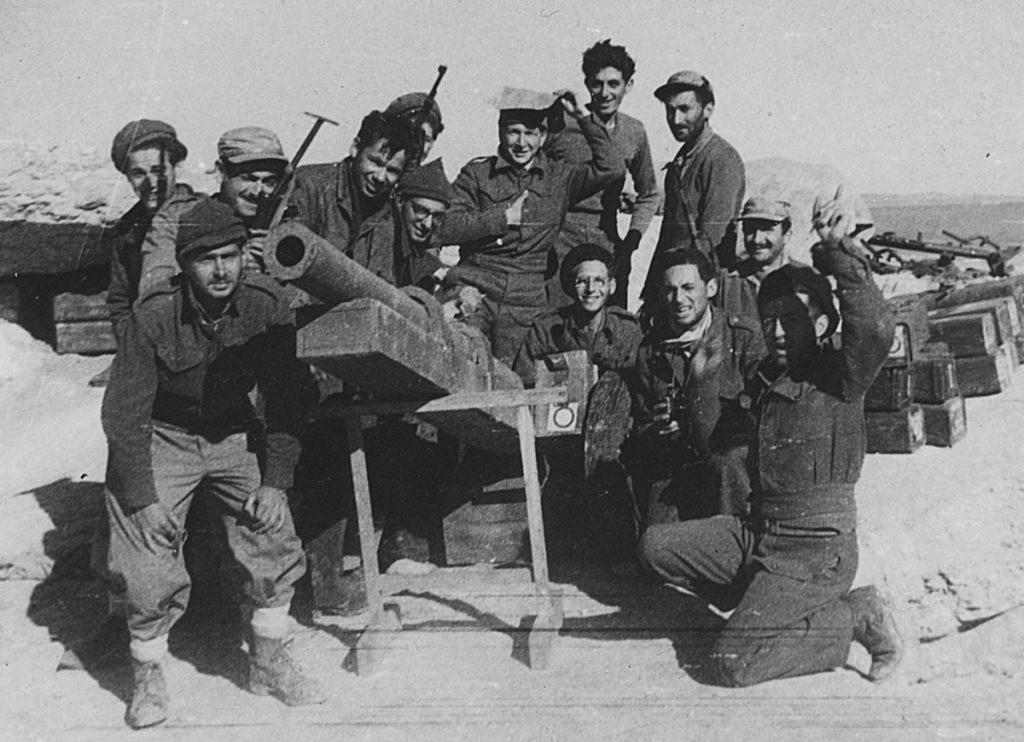 Tom Tugend and fellow foreign volunteers during Israel's War of Independence. 