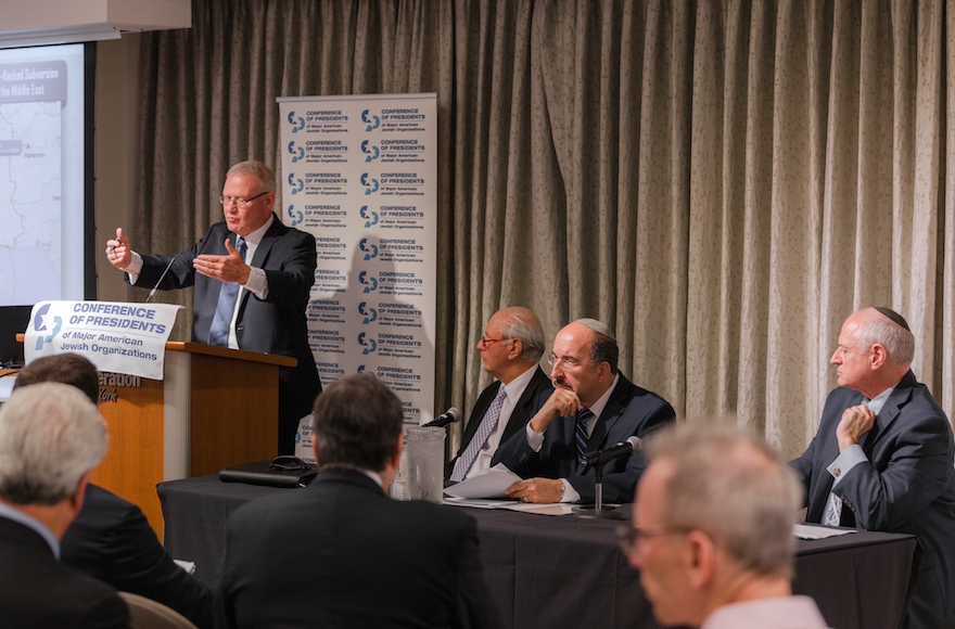 Amos Yadlin, at podium, and Dore Gold, seated at middle, headlined a discussion of the perils of the Iran nuclear deal at an event in New York hosted by the Conference of Presidents of Major American Jewish Organizations, July 29, 2015. (Zohar Lindenbaum/Conference of Presidents)