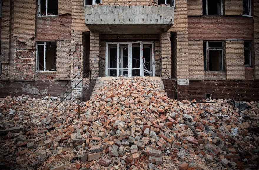 A heavily damaged hotel is seen near the Donetsk airport in Donetsk, Ukraine on February 26, 2015. (Andrew Burton/Getty Images)