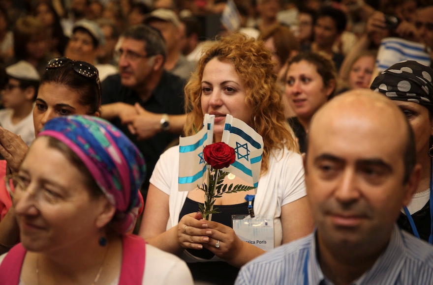 French immigrants gathering in Jerusalem on July 14, 2014. (Hadas Parush/Flash90)