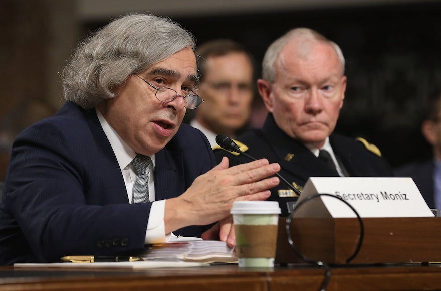 Energy Secretary Ernest Moniz, left, testifying before the Senate Armed Services Committee about the nuclear deal n Washington, DC on July 29, 2015. (Chip Somodevilla/Getty Images)