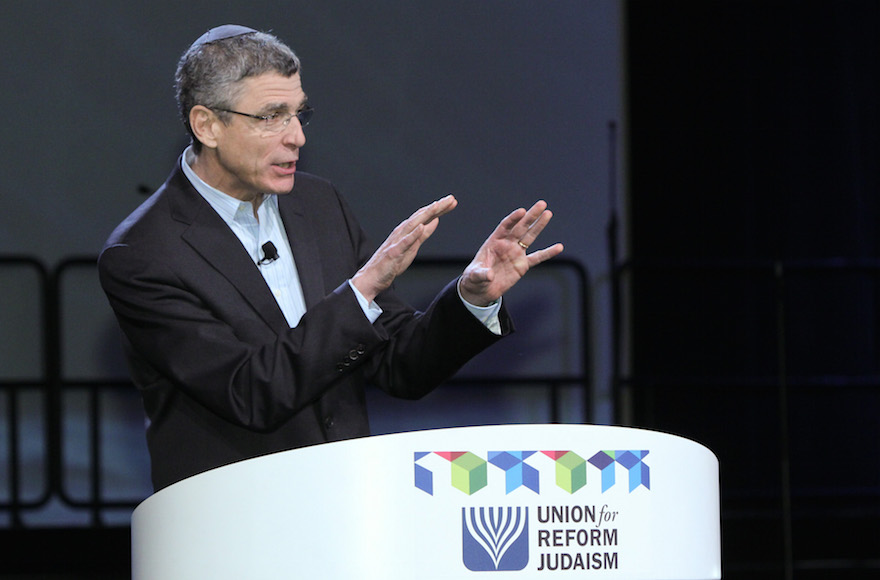 Rick Jacobs speaking at the 2013 URJ Reform Biennial, Dec. 12, 2013. (Courtesy of URJ)