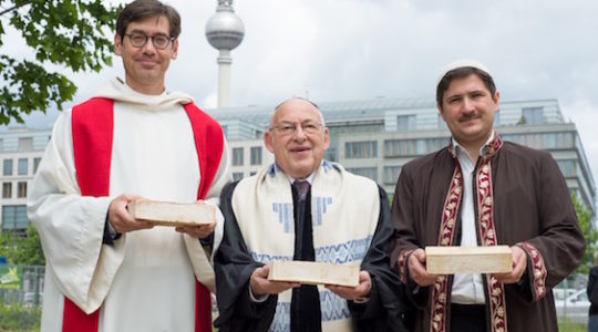 Berlin's New SynagogueMosqueChurch