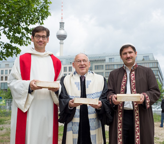 Berlin's New SynagogueMosqueChurch