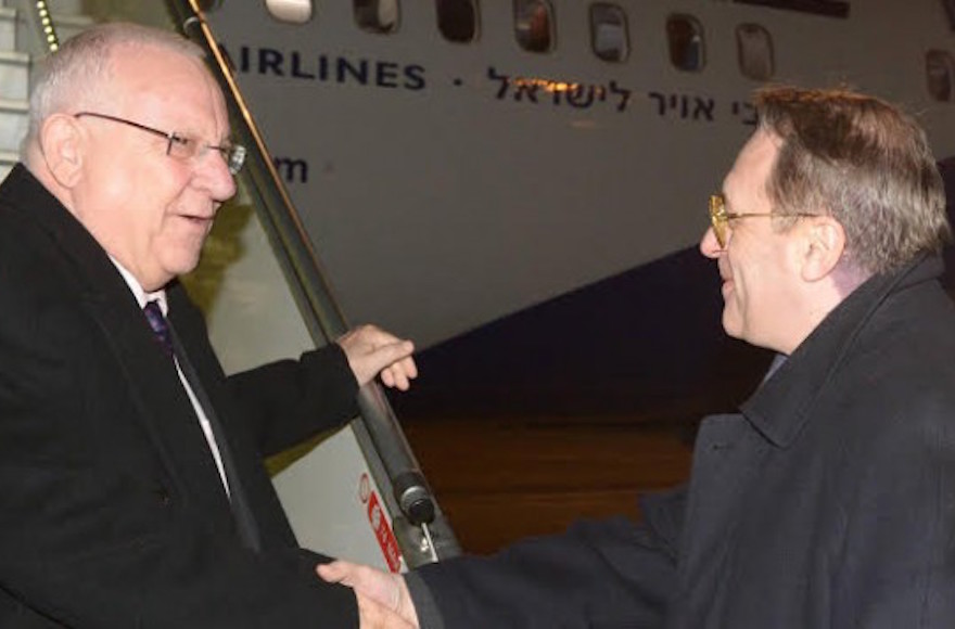President Reuven Rivlin arriving in Moscow, Russia, March 15, 2016. (Mark Nyman/GPO)