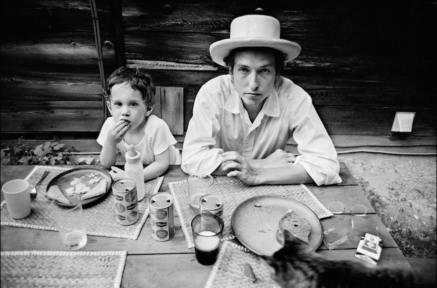 Bob Dylan with his son, Jesse, Woodstock, N.Y., 1968. (Photo, Elliott Landy/Press License, Landy - The Museum of the Jewish People at Beit Hatfutsot)