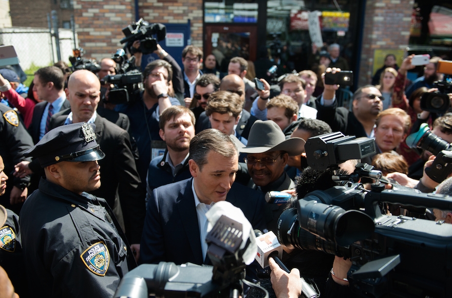 Ted Cruz speaking to the media outside the restaurant Sabrosura 2 in the Bronx borough of New York City, April 2, 2016. (Bryan Thomas/Getty Images)