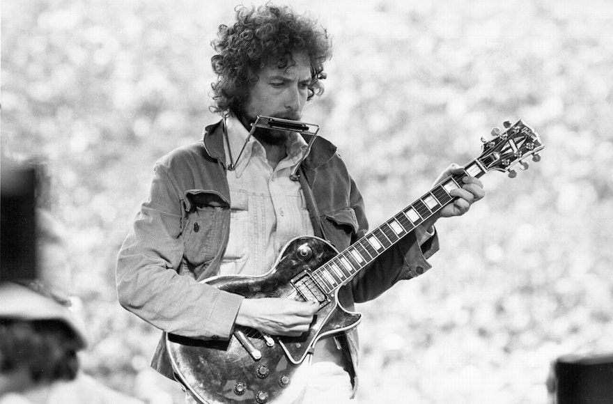 Bob Dylan performing at the Kezar Stadium in San Francisco, March 23, 1975. (Alvan Meyerowitz/Michael Ochs Archives/Getty Images)