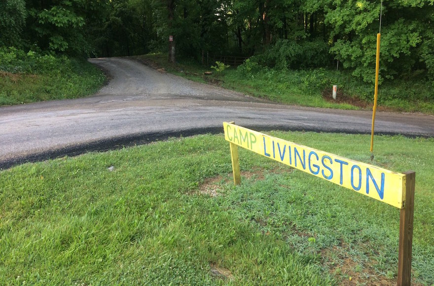A sign for Camp Livingston, a Jewish summer camp in Bennington, Indiana (Twitter)