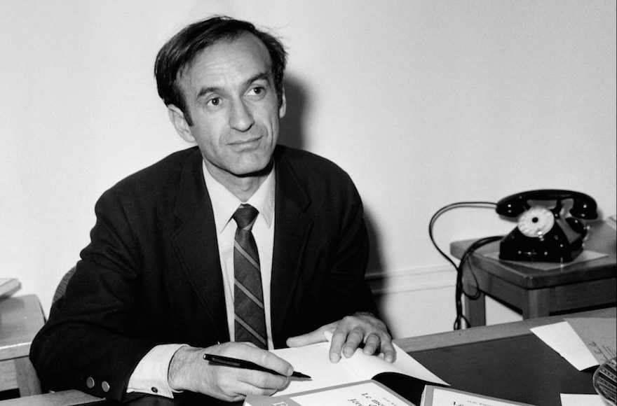 Elie Wiesel in Paris after being awarded the French literature Medicis prize for his novel "Le Mendiant de Jerusalem," Nov. 26, 1968.(/AFP/Getty Images)