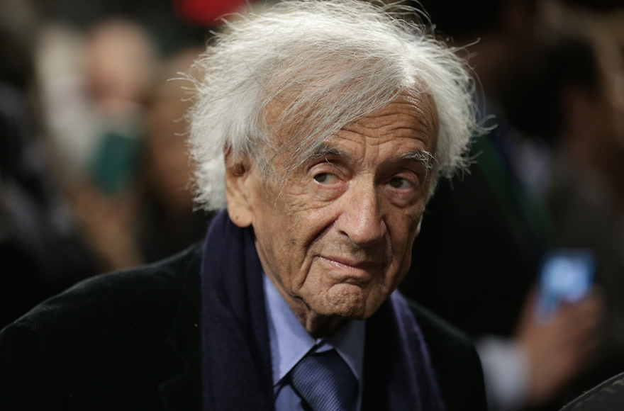Elie Wiesel arriving for a roundtable discussion on the Iran nuclear deal on Capitol Hill in Washington, D.C., March 2, 2015. (Win McNamee/Getty Images)