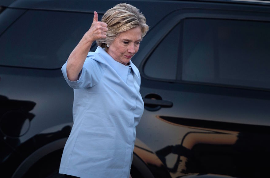 Democratic presidential nominee Hillary Clinton walking to her plane at Quad Cities International Airport in Moline, Illinois, Sept. 5, 2016. (Brendan SmialowskiAFP/Getty Images)