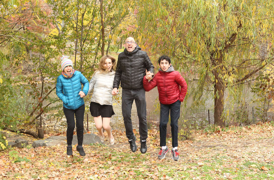 Elicia Brown, left, and her family in November 2016. (Jennifer Bowles)