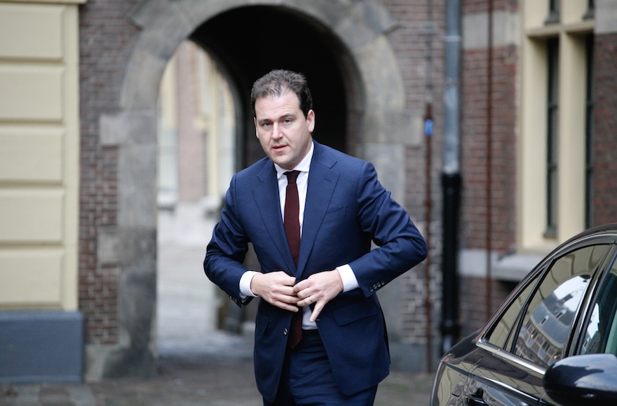 Lodewijk Asscher arriving at the Ministry of General Affairs in The Hague, Dec. 5, 2014. (Jaap Arriens/Pacific Press/LightRocket via Getty Images)