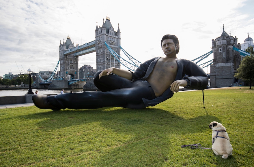 Jeff Goldblum statue