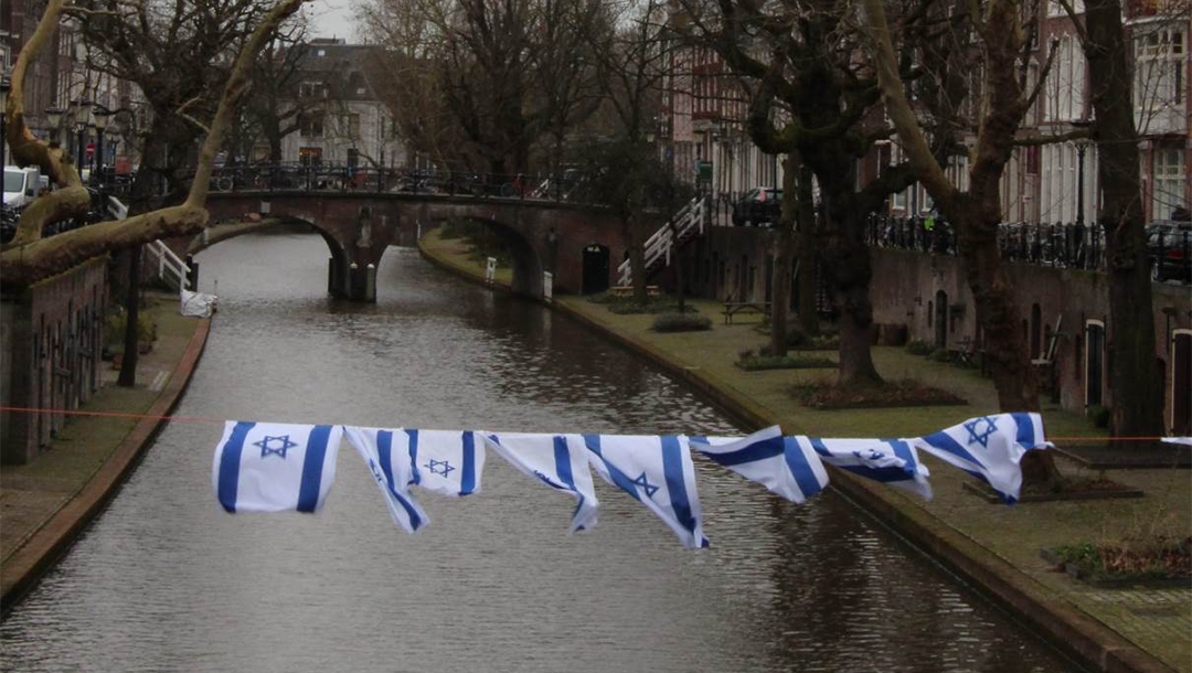 Israeli flags in Utrecht, the Netherlands during a protest by Zionist Christians against a local party's endorsement of BDS on March 12. Courtesy of Christenen voor Israel