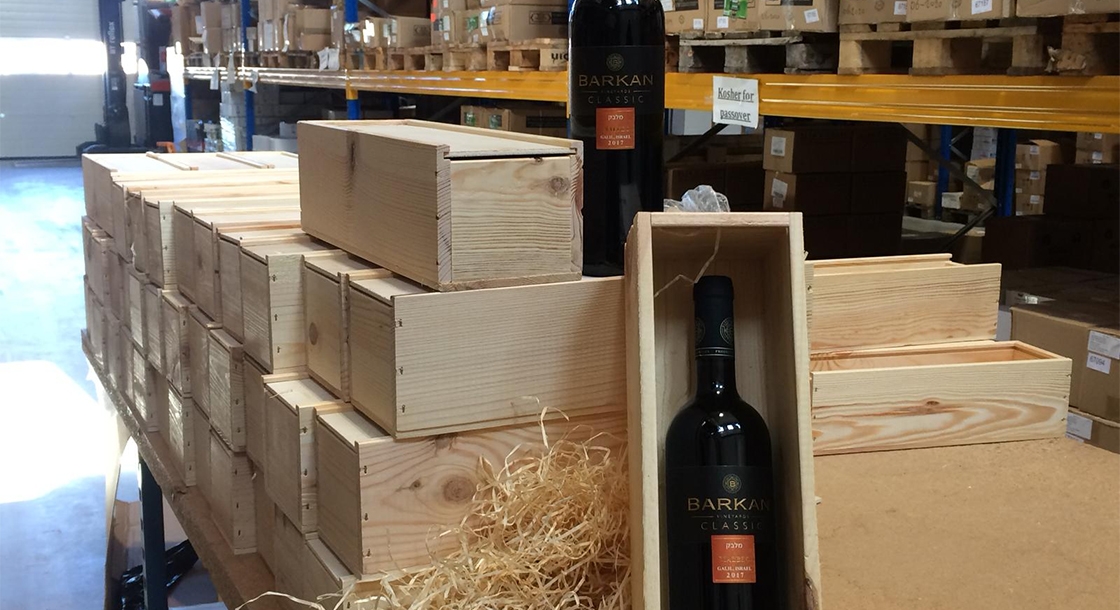 Israeli wine bought by the Dutch SGP party awaiting delivery to its rivals in the regional elections on March 27, 2019. )Courtesy of SGP)