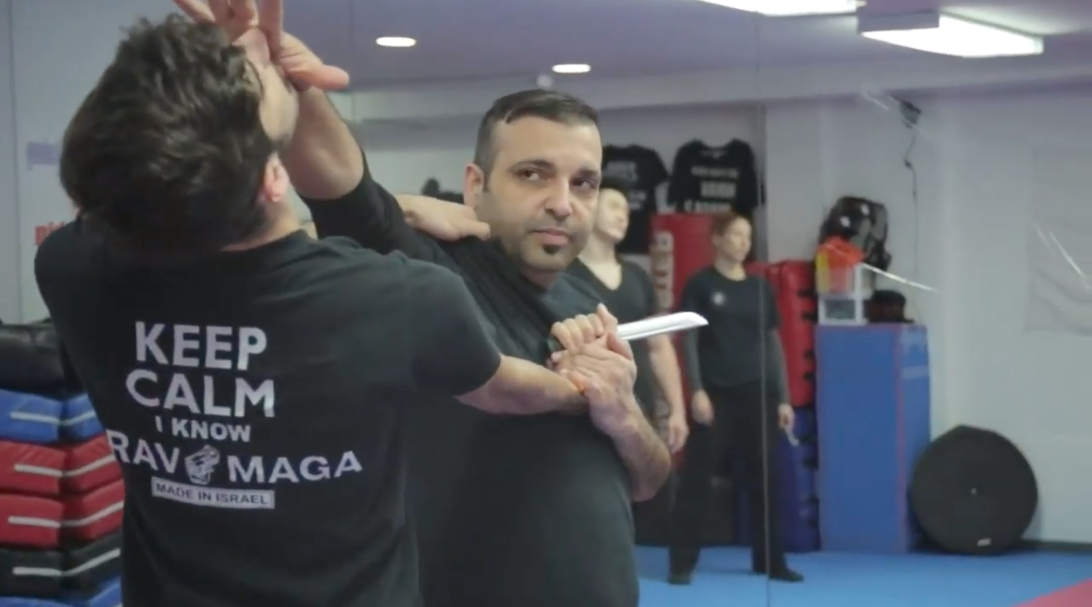 Avi Abraham, a krav maga instructor who teaches self-defense classes to synagogue-goers, shows how to combat an attacker in a promotional video (Screenshot from YouTube)
