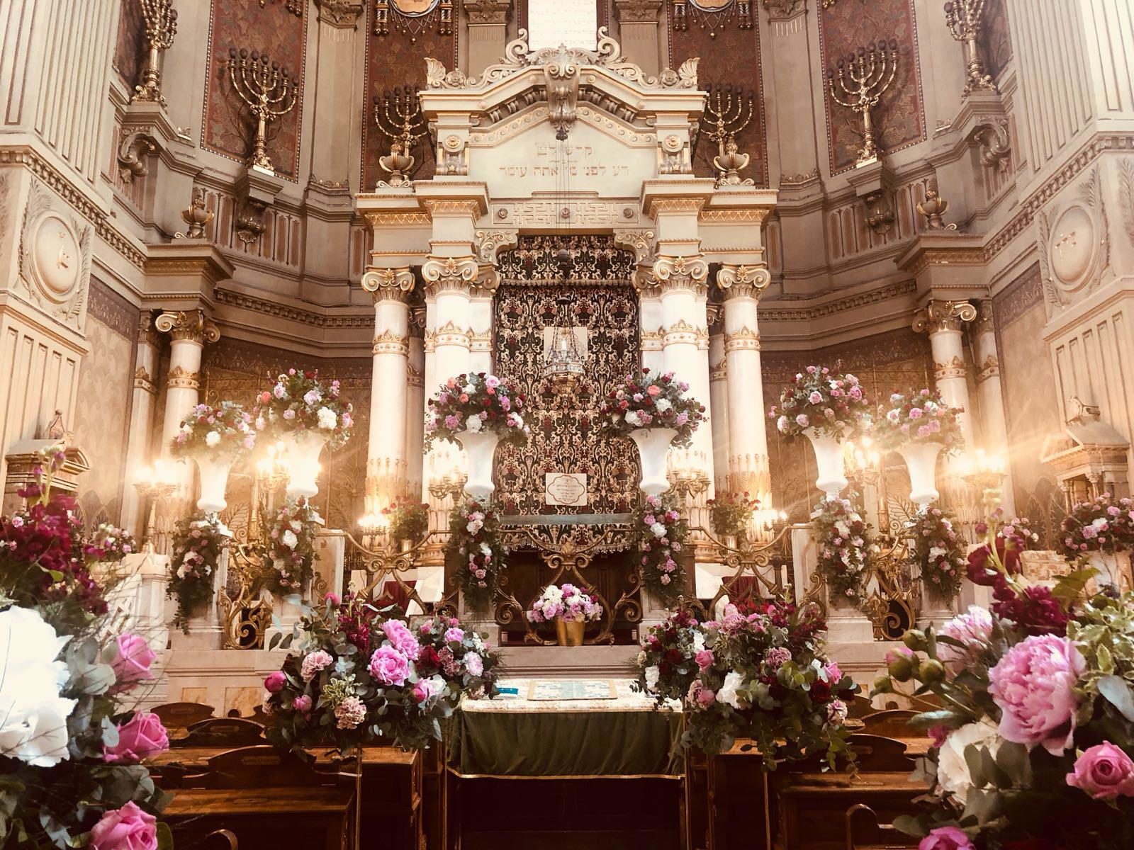 Flowers decorating the Great Synagogue of Rome, Italy in June 2019. (Courtesy of the Conference of European Rabbis)