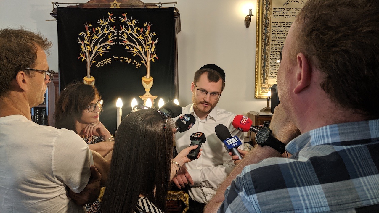 Rabbi Dawid Szychowski telling journalists about the Festival of Tranquility that he launched in Lodz, Poland on June 8, 2019. (Photo courtesy of Shvei Israel)