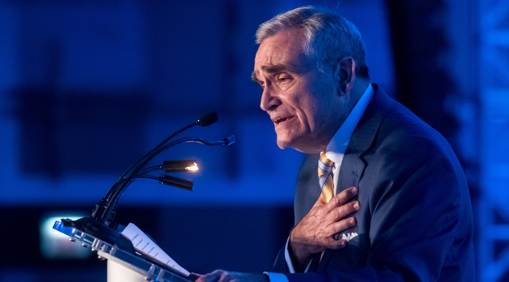 Steve Nasatir speaks at an event commemorating his 40 years as president of the Jewish United Fund in Chicago, Ill. on May 29, 2019. Nasatir was one of the most powerful Jewish federation executives in the country. (Robert Kusel)